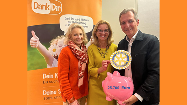 Rotary Wien-Gloriette und Rotary Wien-Albertina  überreichen einen Spendenscheck zu Gunsten von Dank Dir!